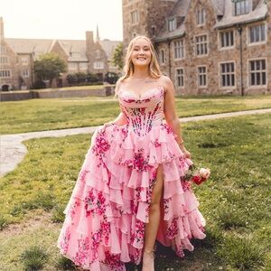 Meet your Posher, Trin